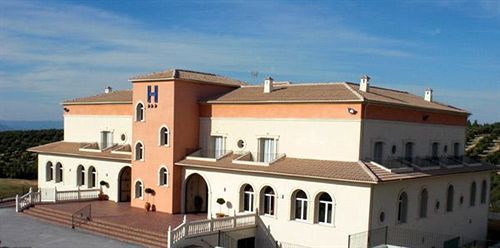 מלון באיסה Ciudad Del Renacimiento מראה חיצוני תמונה